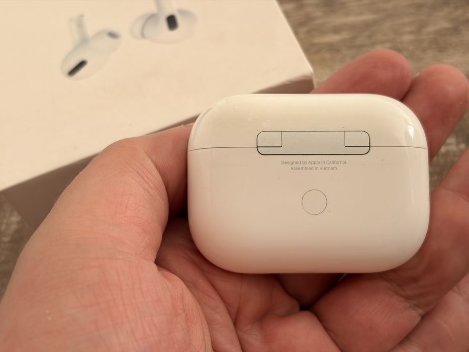 Зарядна кутия (кейс) AirPods Pro 1 A2190 – оригинал + опаковка