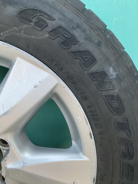 Оригинал запаска крузак лэнд крузер и лексус R18 с шиной 275/60/18