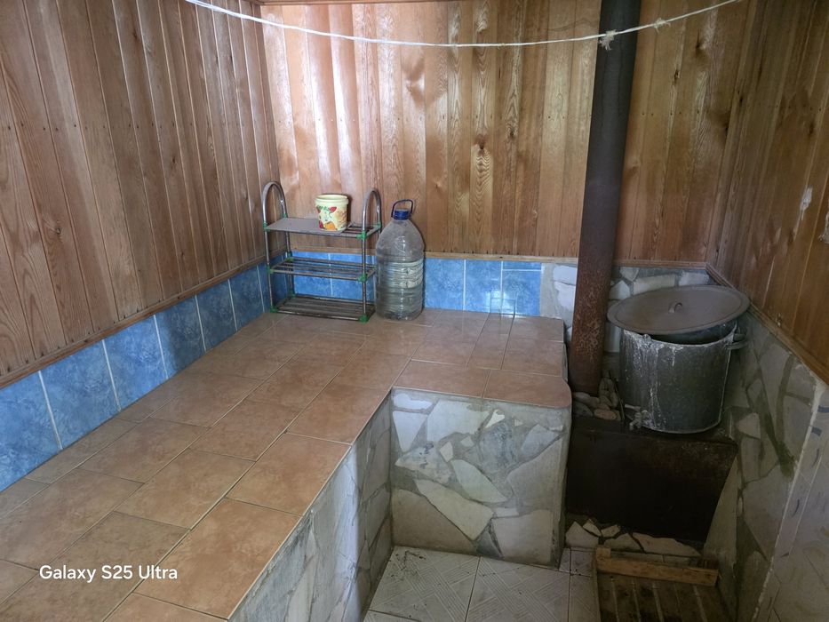 Ховли сотилади, кармана тумани зиёкор мфй, 15 мактаб олдида срочно