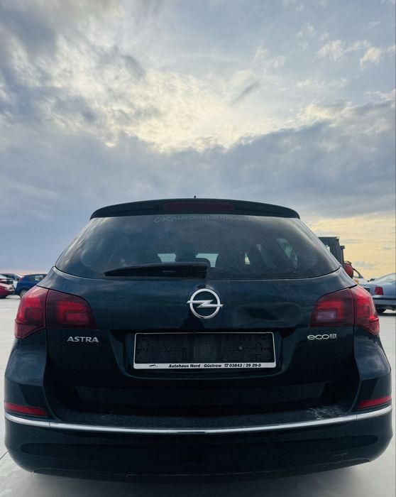 Piese auto originale Opel Astra J 1.6 D B16DTH 2015 FWD G6R