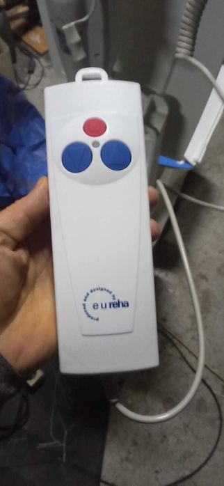 Lift pentru baie (persoane cu dizabilitati)