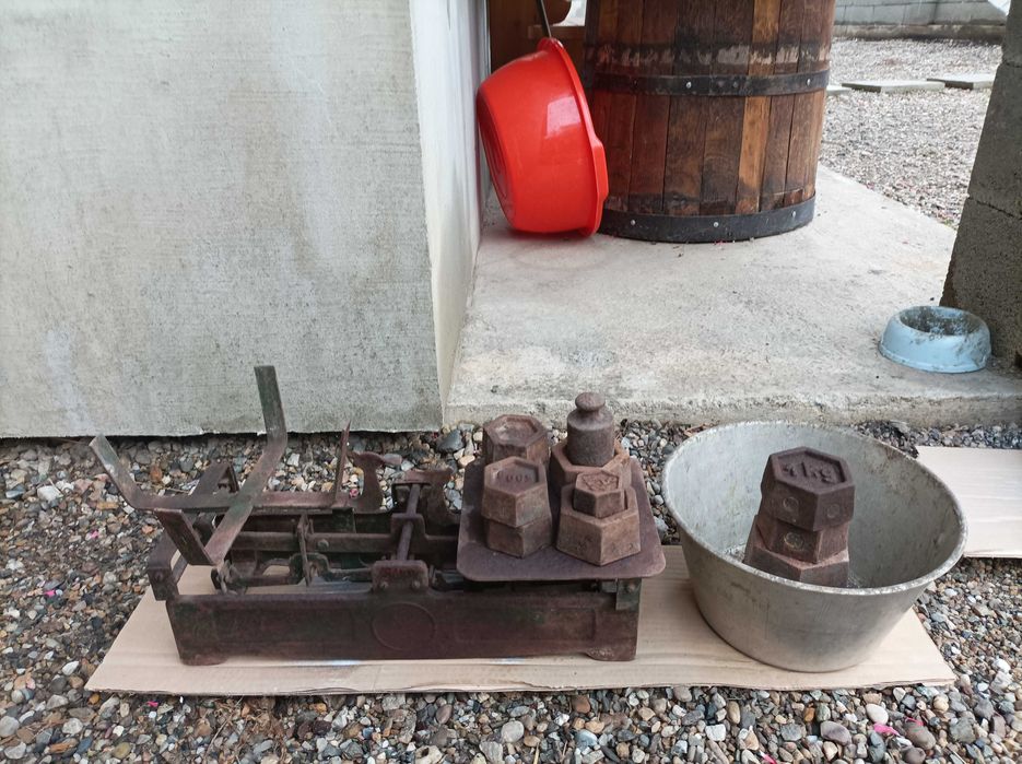 Cantar vechi cu greutati