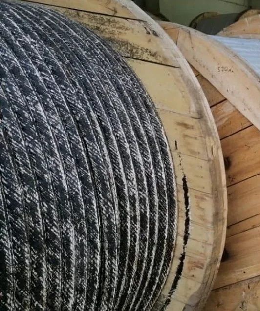 Принимаю кабель.