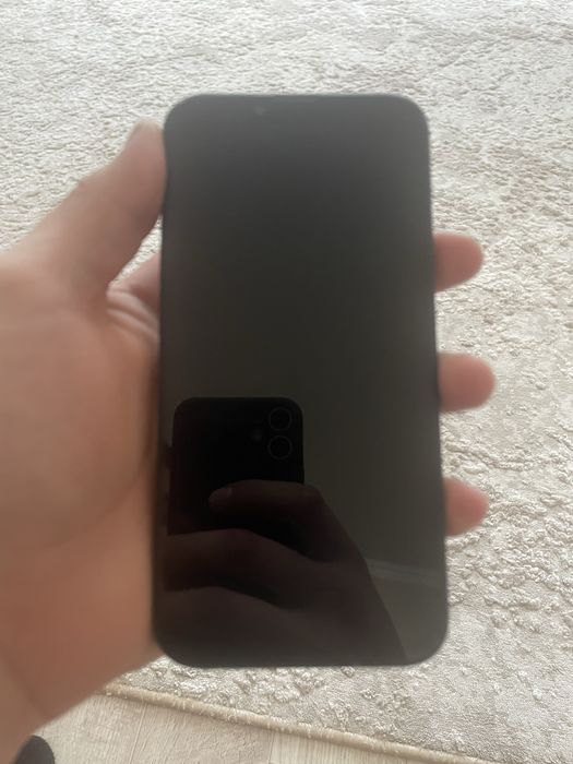 iPhone 13 заблокирован