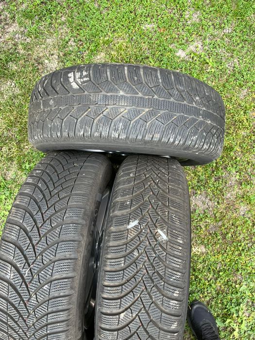 Jante aliaj pt  ford cu cauciucuri iarnă  205.60.16