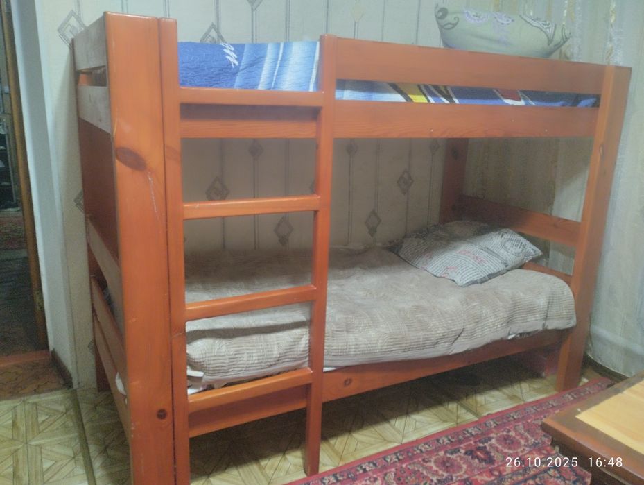 Двух яростная кровать