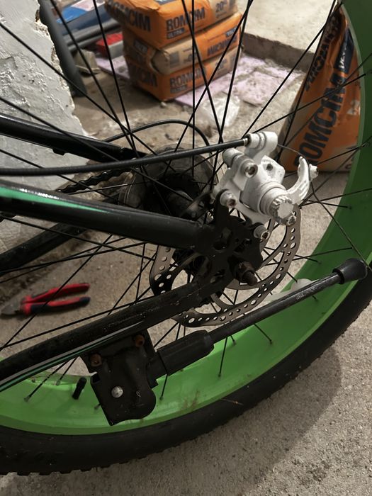 Vand bicicleta Riding Noua