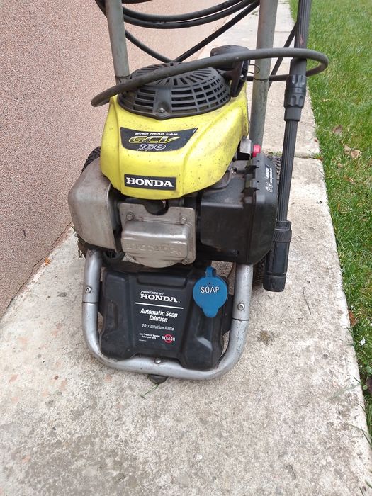 Aparat curățat cu presiune HONDA