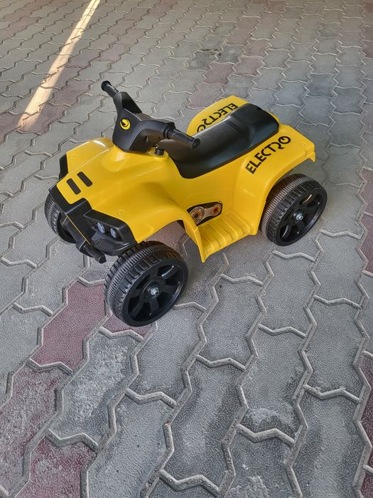 Квадроцикл в отличном состоянии