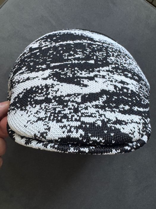 Sapca Kangol Airbrush 507 Negru (S)
