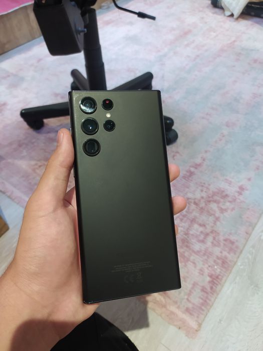Samsung S22 Ultra holati ideal