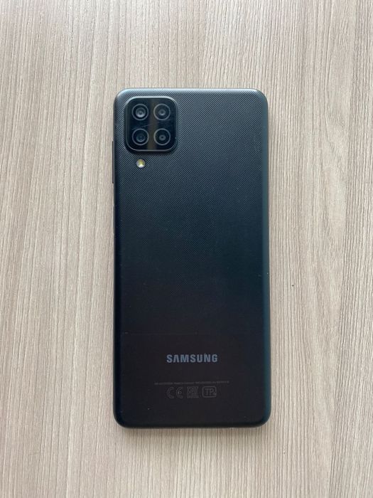 Samsung A12, продам срочно