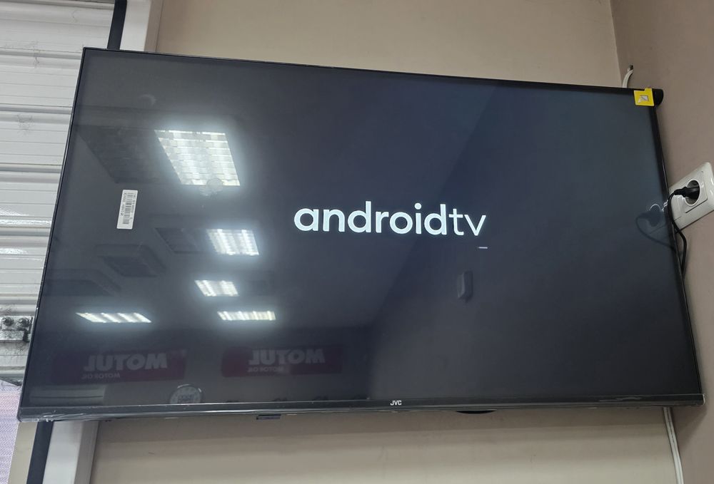 JVC -43" VAF3330 android нов