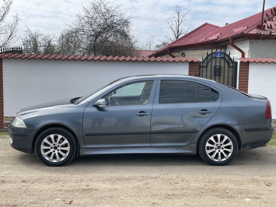 Praguri/lip custom pentru Skoda Octavia 2 – calitate superioara