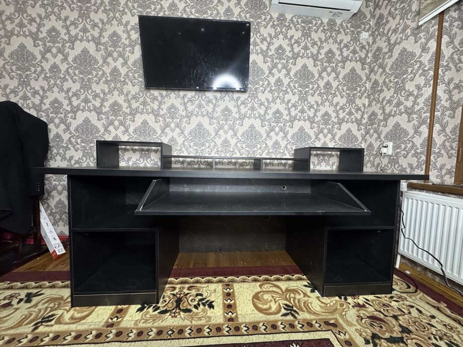 студиия учун стол сотилади новый