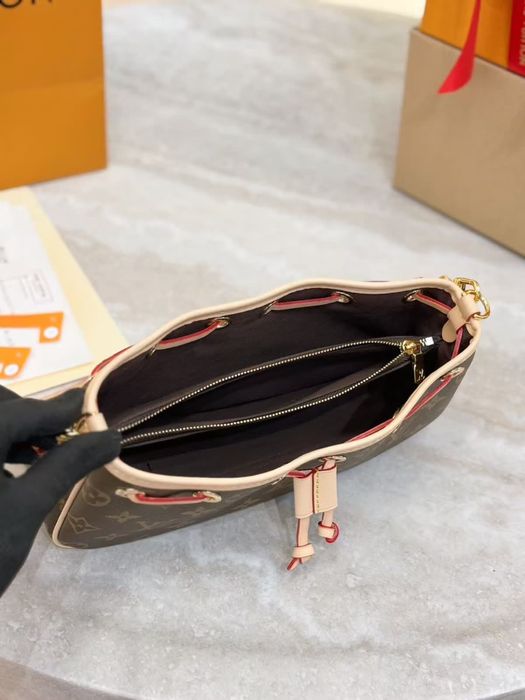 Сумка LV Louis Vuitton Nano Frivole