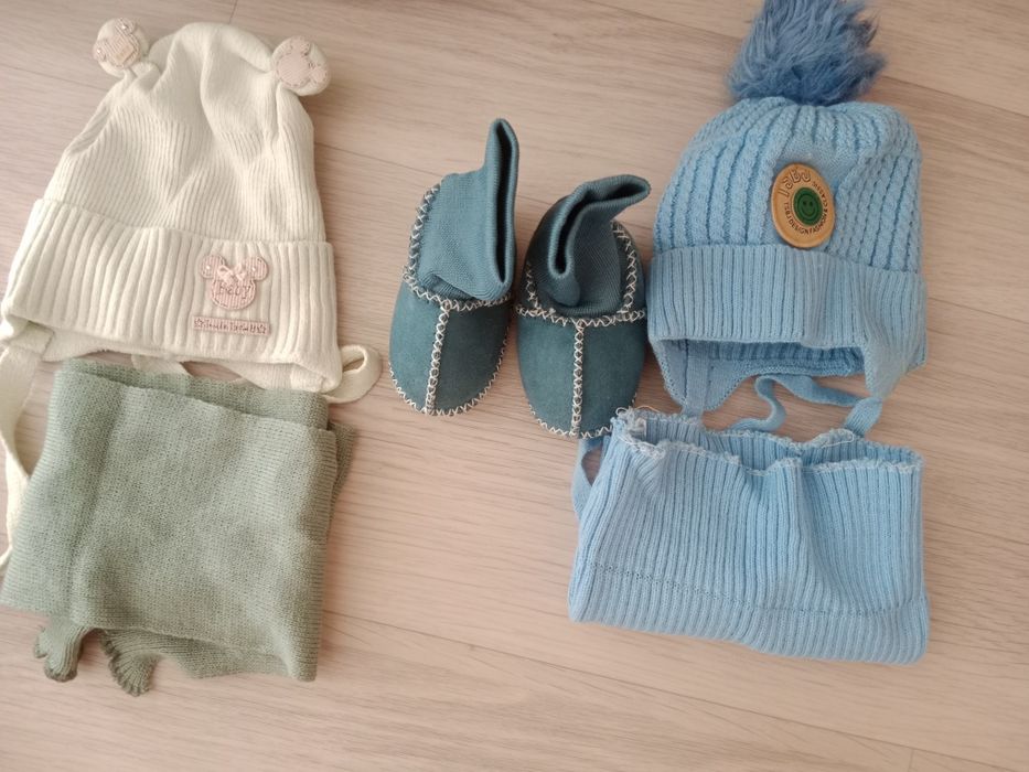 Продам детский осенний комплект. .