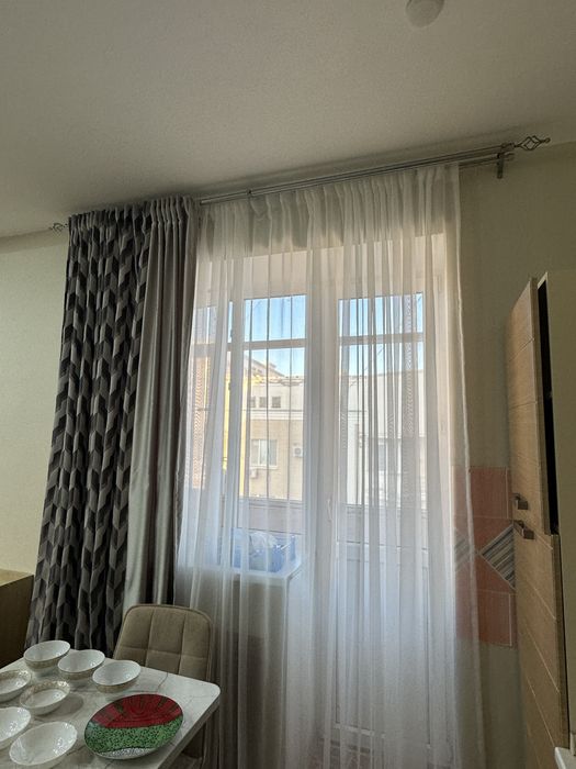 3 Шторы с тюлем, б/у