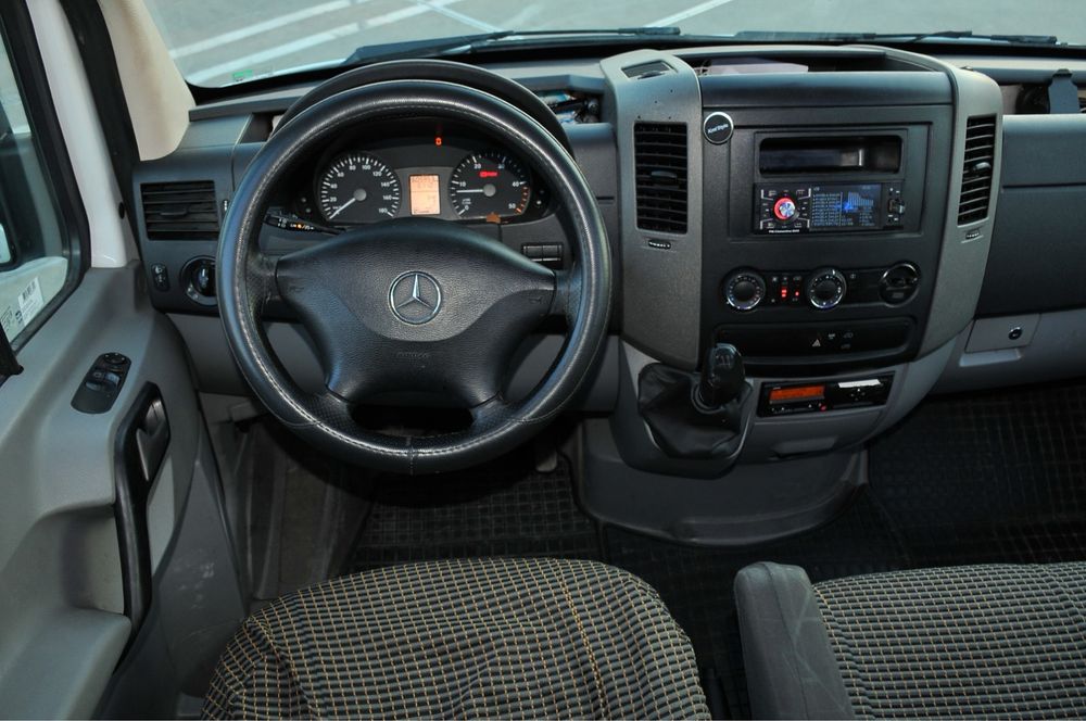 Mercedes Sprinter 319 CDI 3.0 V6 190CP