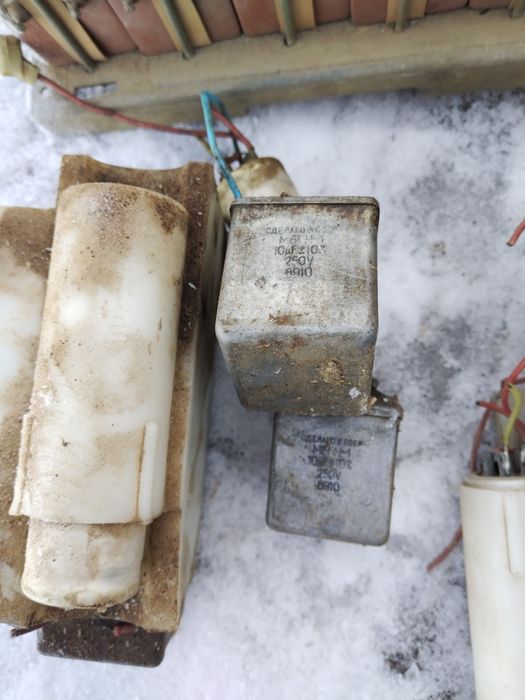 Продаются кондиционеры 20мкф и больше