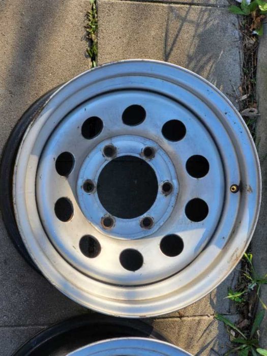 Метални джанти 6x139,7 15х7JJ
Метални джанти 6x139,7 15х7JJ