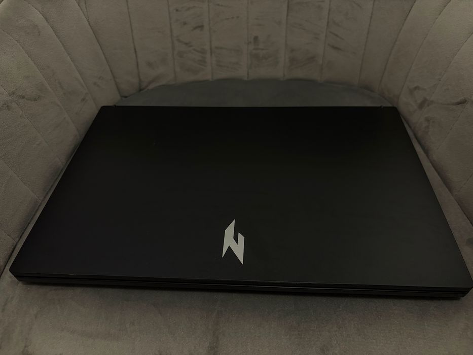 Laptop Acer Nitro V 15 – Ca Nou – 2.700 Lei Negociabi