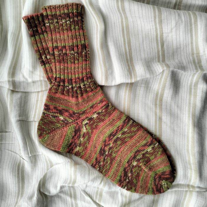 Носки ручной работы