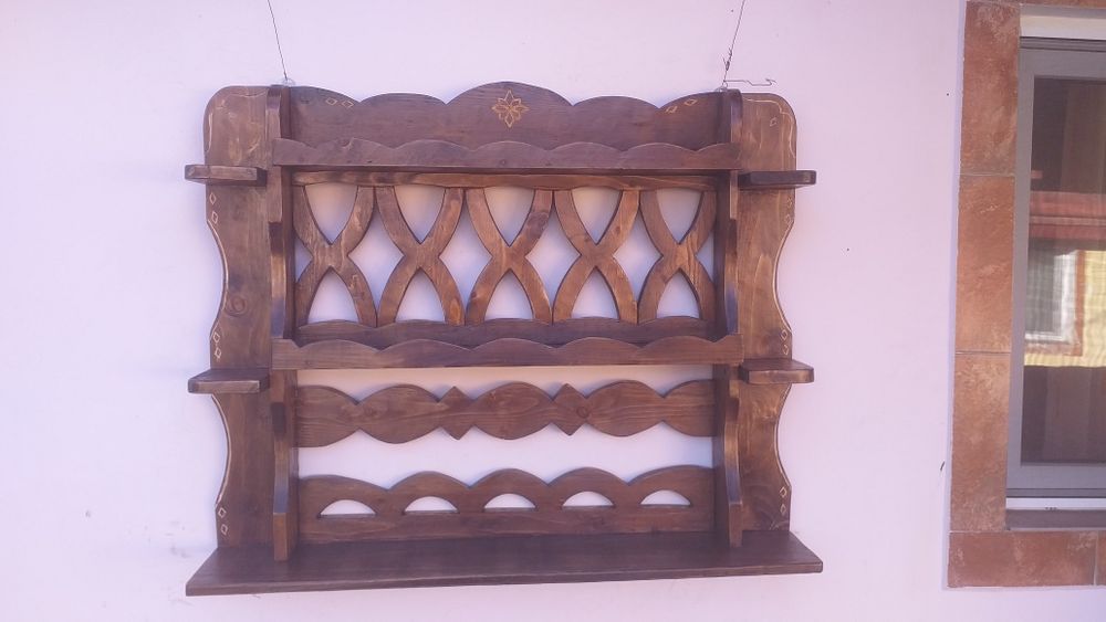 Polițe rustice din lemn