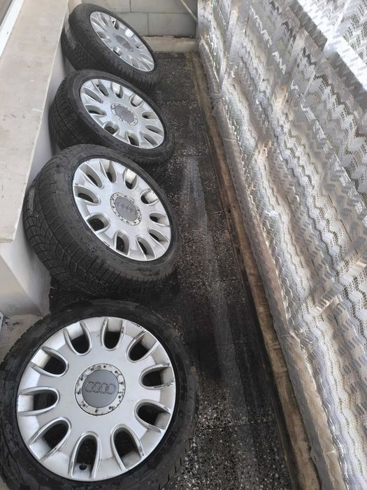Алуминиеви джанти 17 за audi. Гумите не са благоприятни за ползване и няма да са част от сделката. Тел. 0877044228