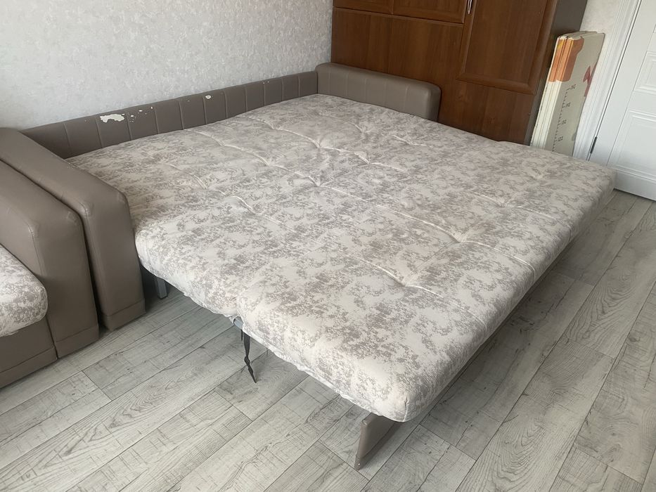 Продам диван 3+1 не дорого