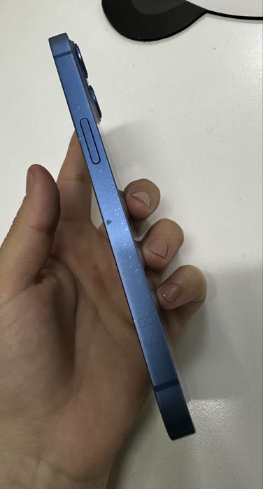 Vand telefon  Iphone 13