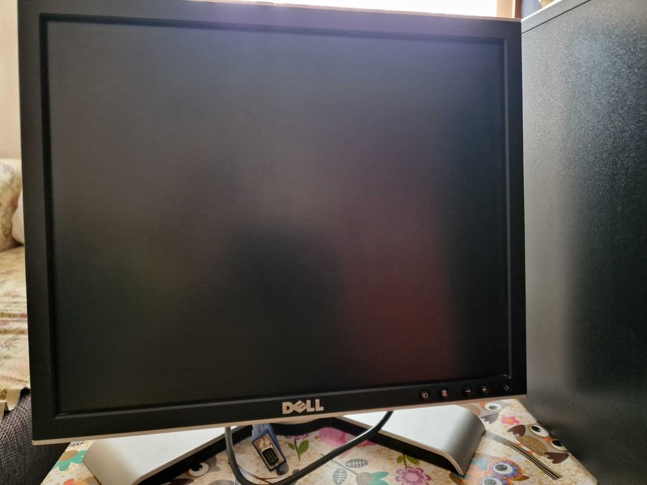 Компютър HP compaq dx2000 mt+dell 78682 monitor+клавиатура