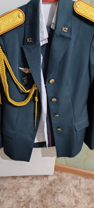 Женская военная форма