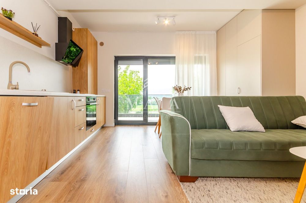 Apartament modern | Balcon | Parcare | 10-15 min distanta de centru