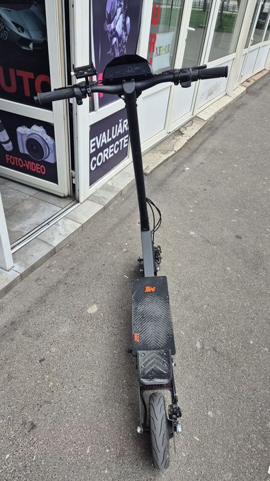 Trotinetă electrică KuKirin G2