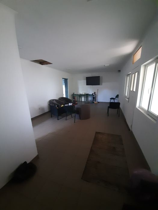 Spatiu comercial de închiriat