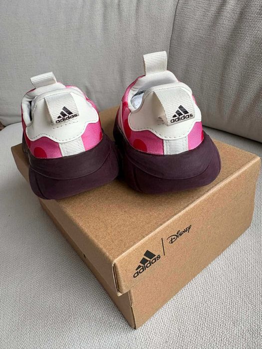 Детски маратонки Адидас за момиче