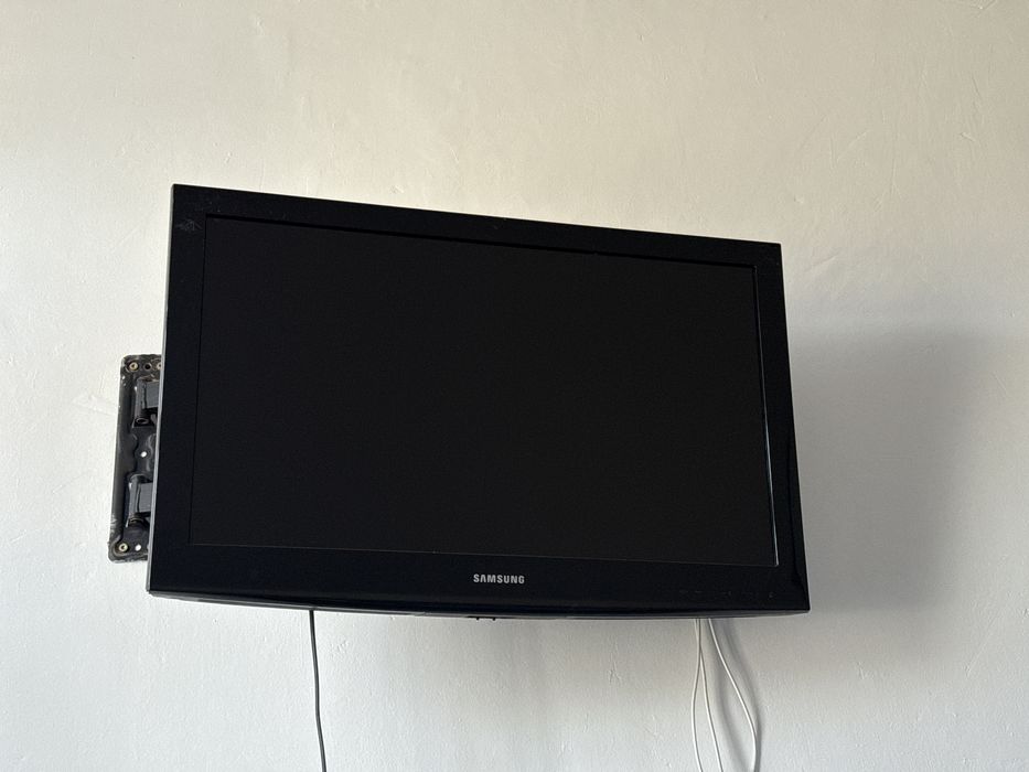 Продам телевизор