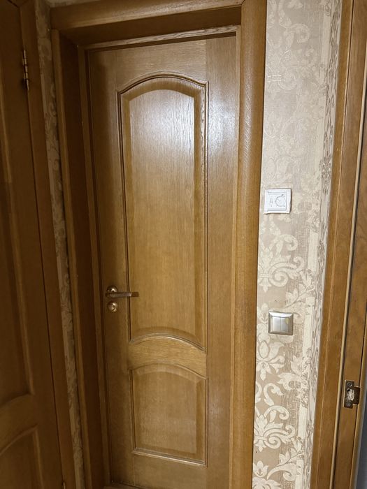 Продается деревянные двери