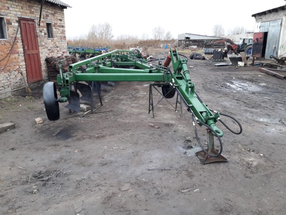 Продам Плуг ПТК-9