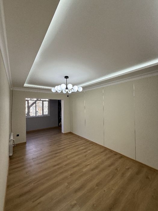 Med garadokda 2*3 xonalik uy sotiladi