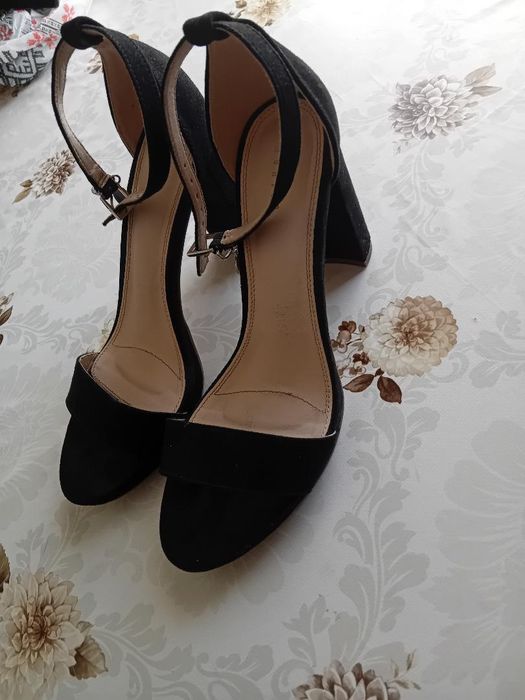Sandale elegante
