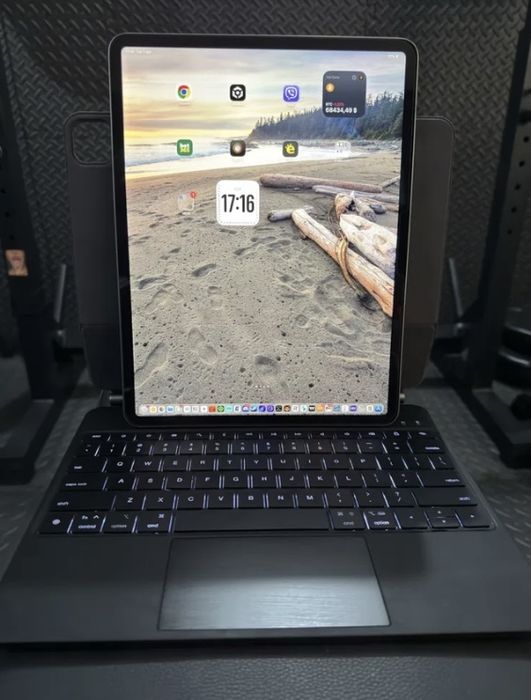 Перфектен * Apple - iPad Air M3, 13'', 2025, 8GB/128GB, Space Grey *