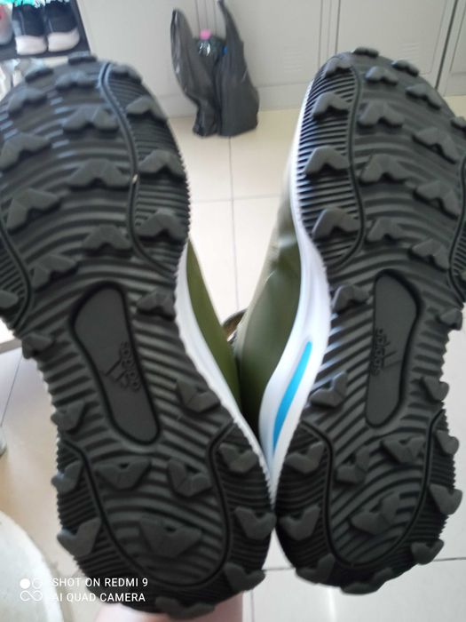 Страхотни обувки Adidas