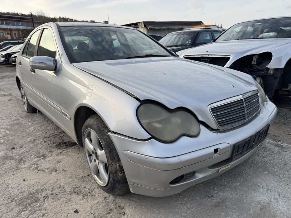 Mercedes C200cdi W203 122hp 2003г На Части