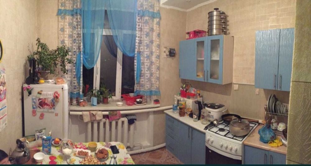 Продам квартиру на Кварцитке……………..