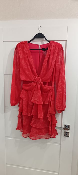 Продавам рокля BSB