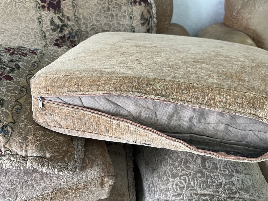 Диван и кресло б/у