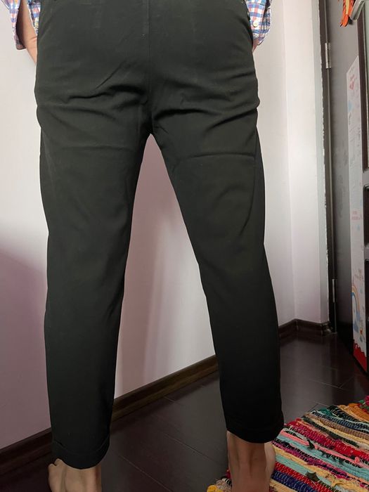 Pantaloni eleganti Bershka marimea 38