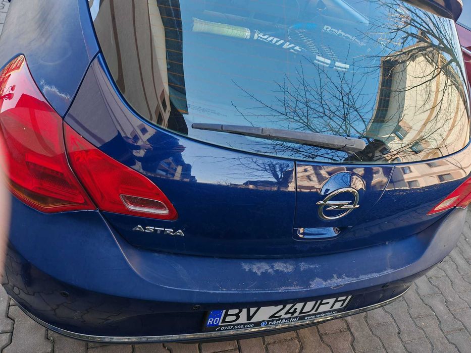 Vand Opel Astra J 2013 Benzina 1.4 Aspirat 155.650 km